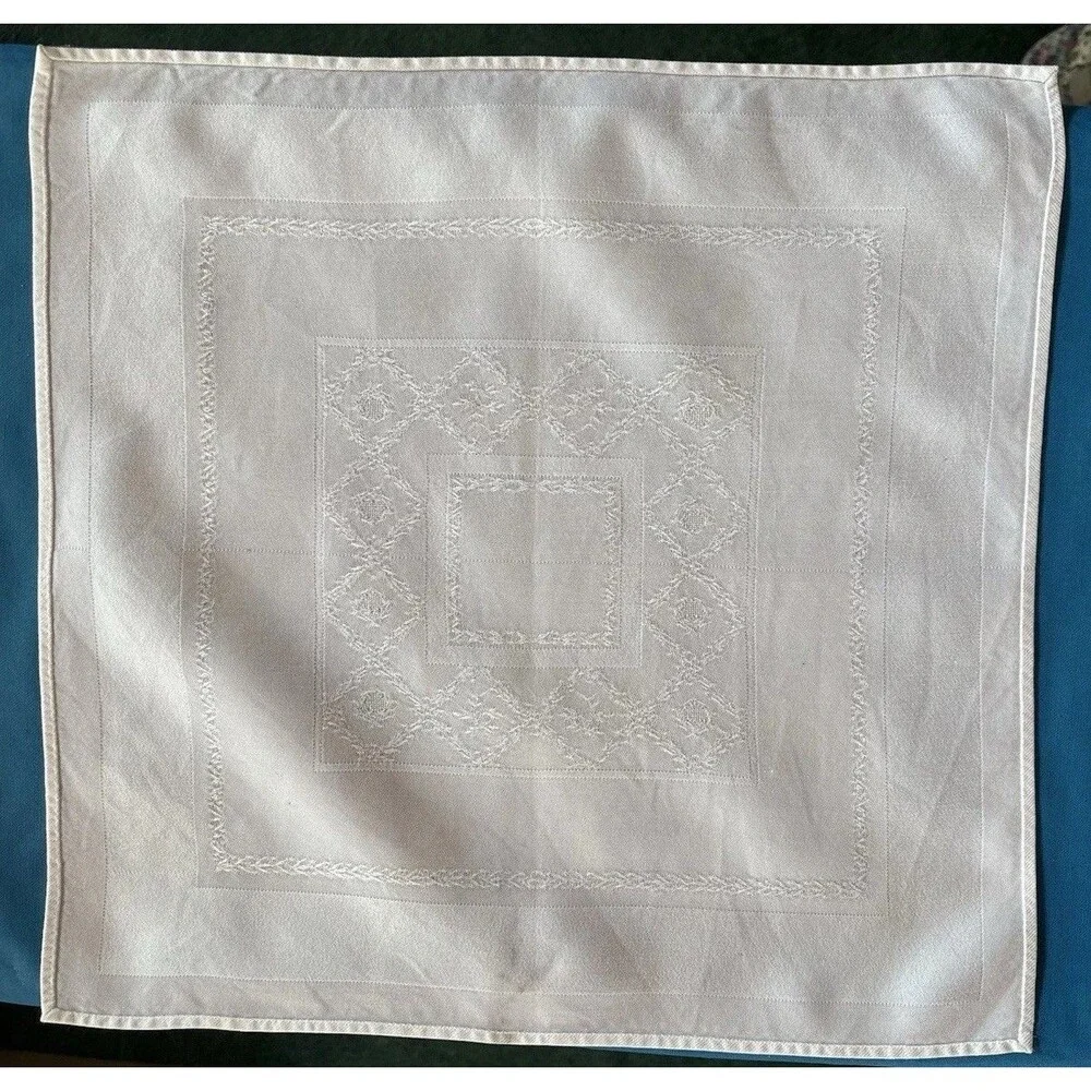 Vtg Set of 12 White Damask Linen Dinner Napkins Country Geometric 15